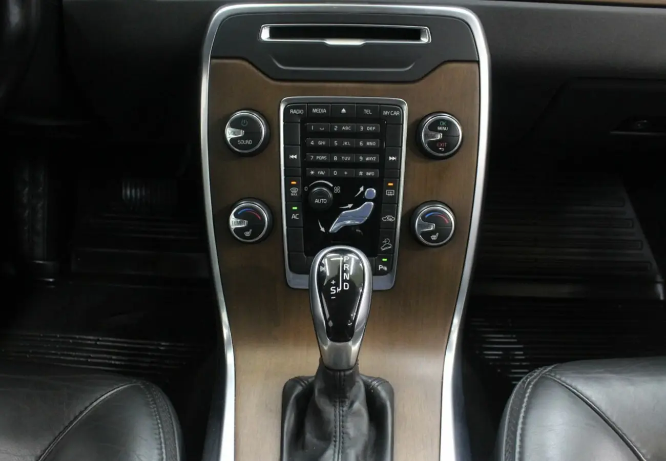 Volvo XC70