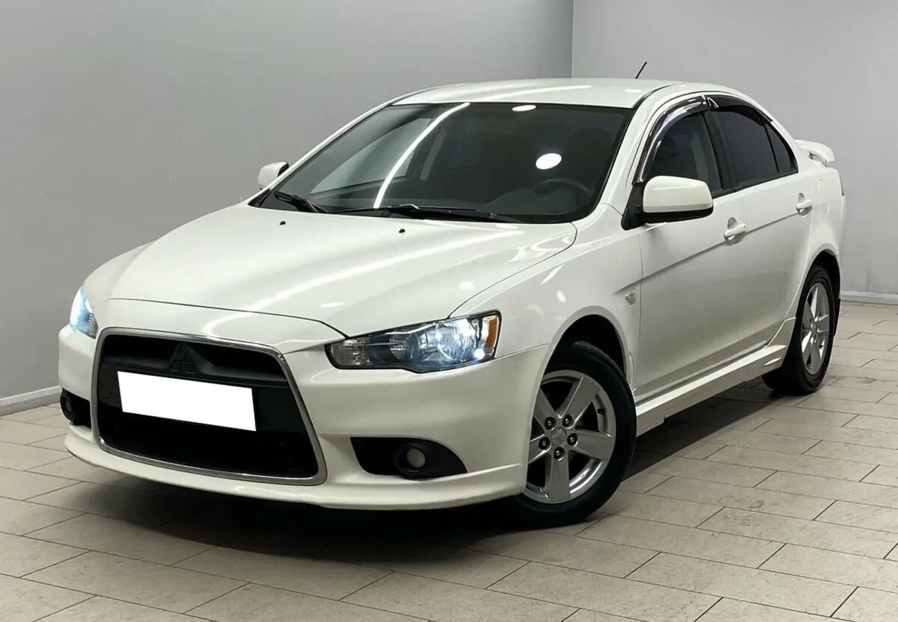 Mitsubishi Lancer