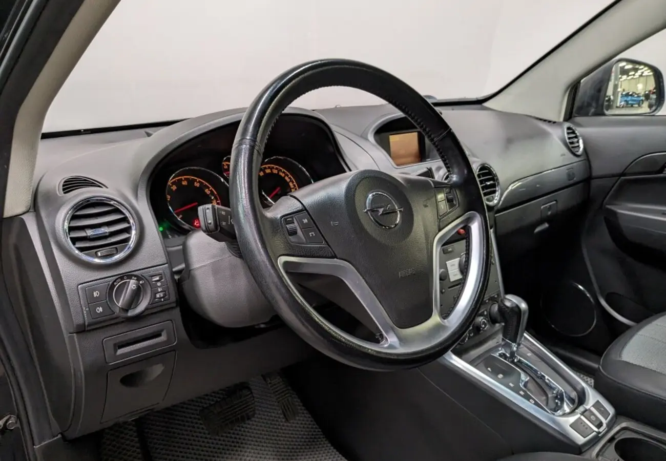 Opel Antara