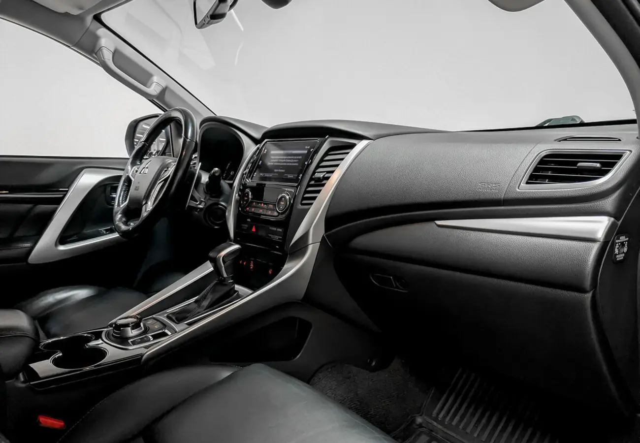 Mitsubishi Pajero Sport