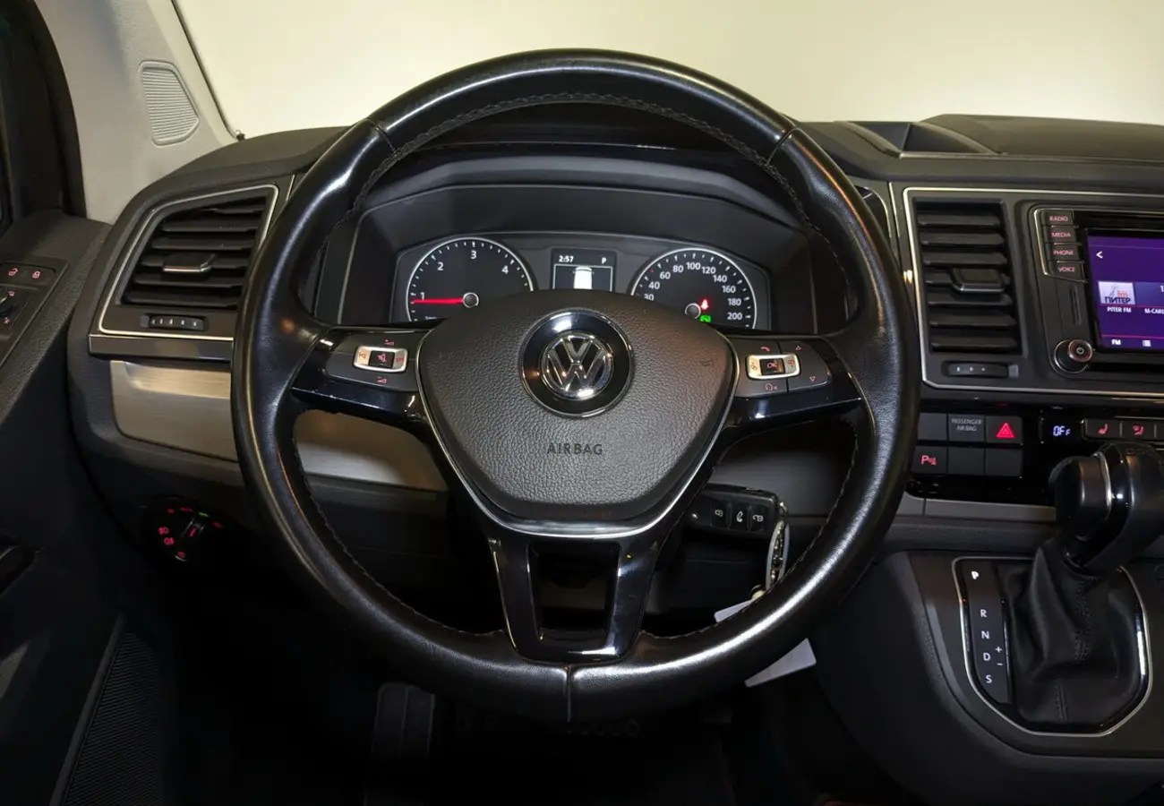 Volkswagen Caravelle