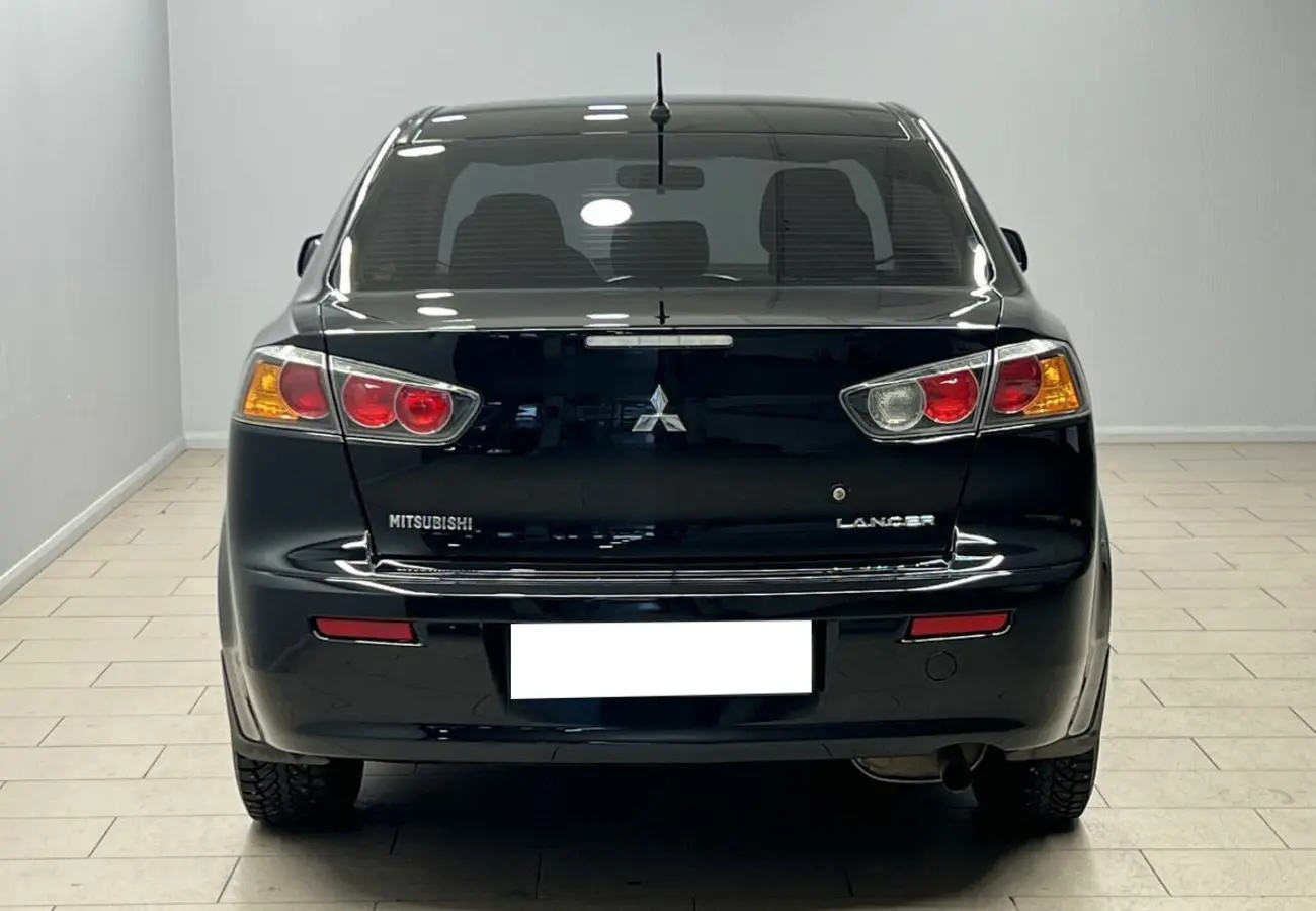 Mitsubishi Lancer