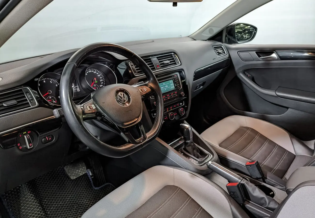 Volkswagen Jetta