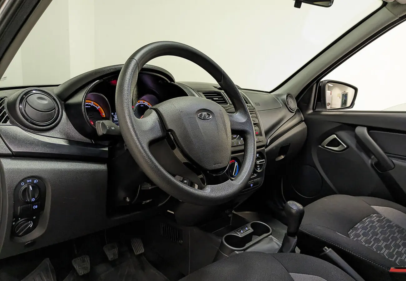 Lada (ВАЗ) Granta