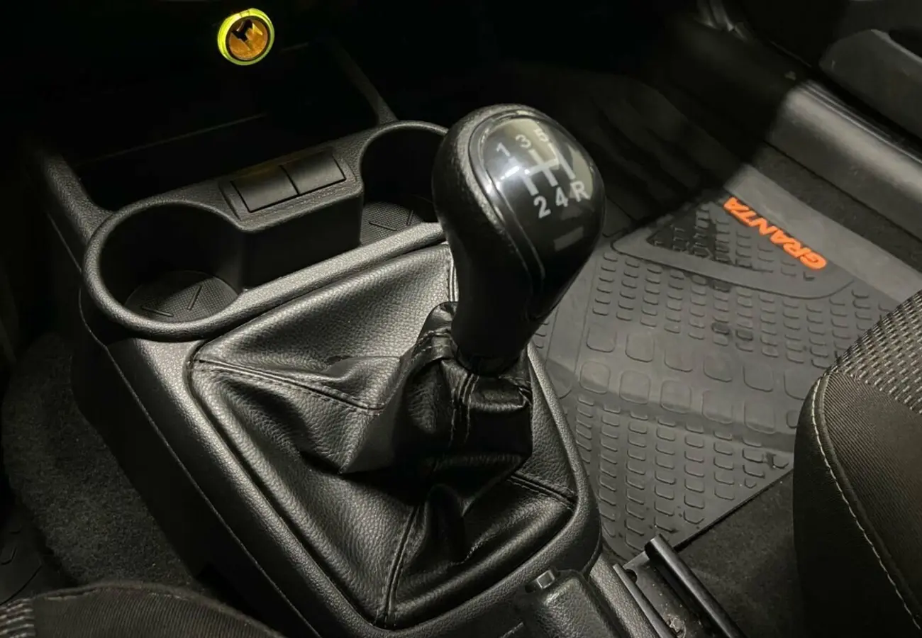 Lada (ВАЗ) Granta