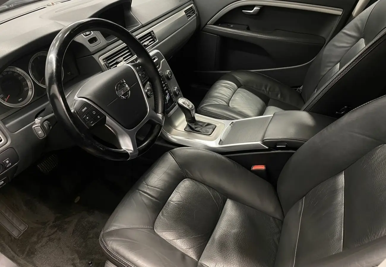 Volvo XC70