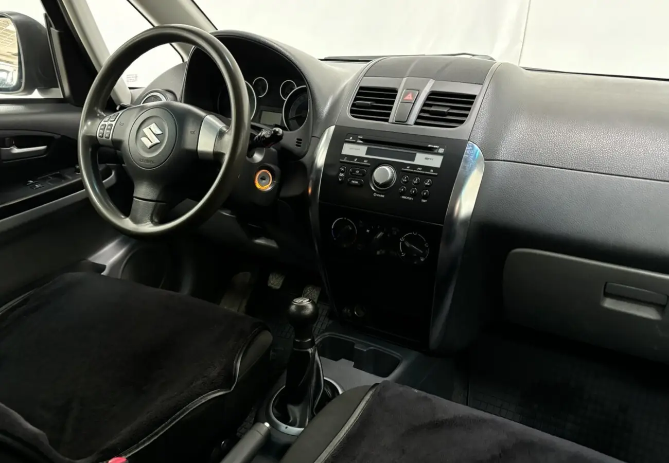 Suzuki SX4