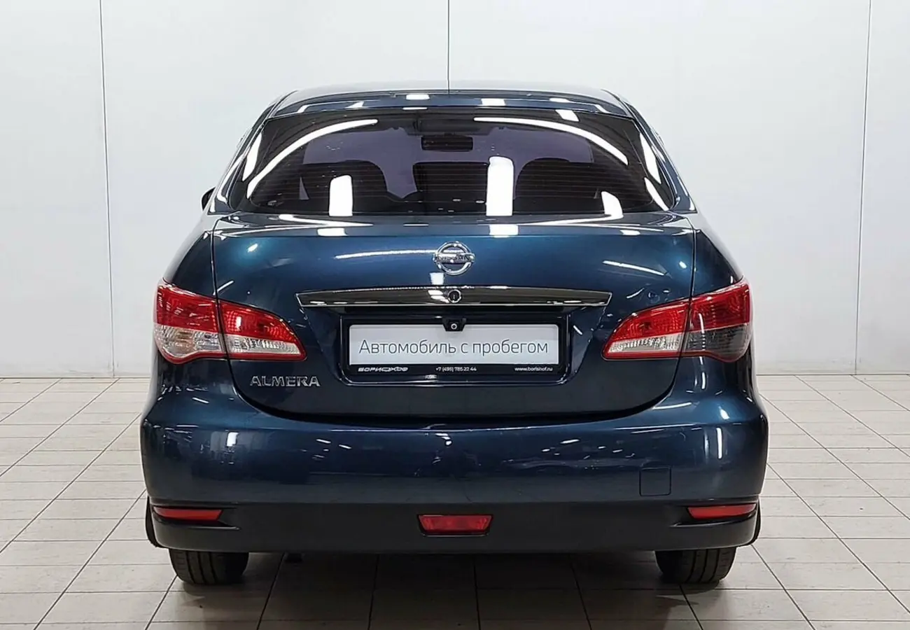 Nissan Almera