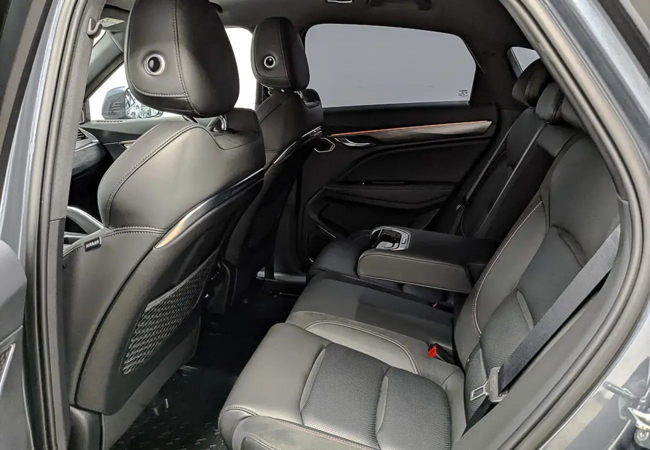 Geely Tugella