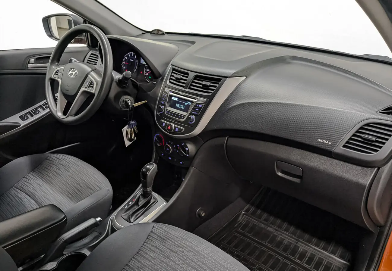 Hyundai Solaris