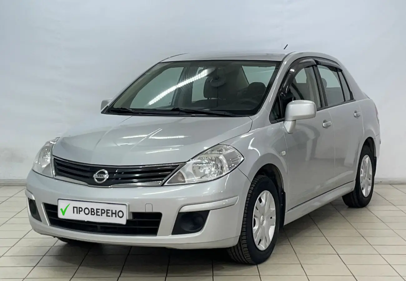 Nissan Tiida