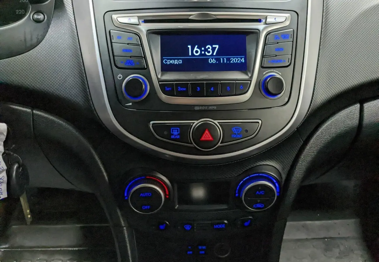 Hyundai Solaris