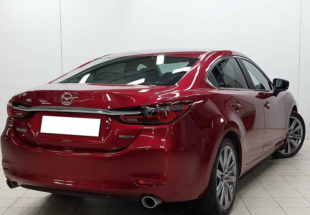 Mazda 6