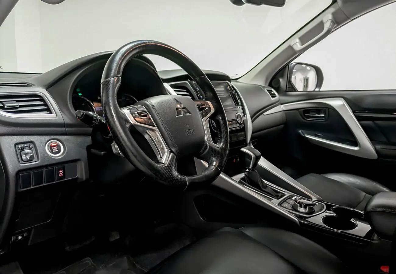 Mitsubishi Pajero Sport