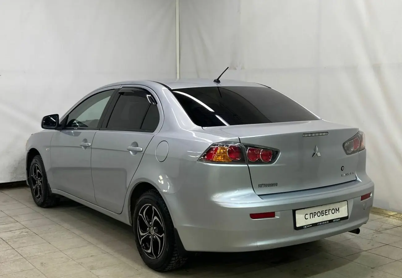 Mitsubishi Lancer