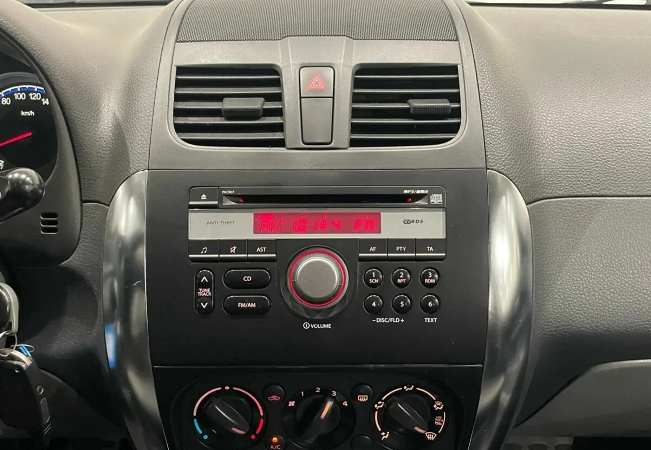 Suzuki SX4