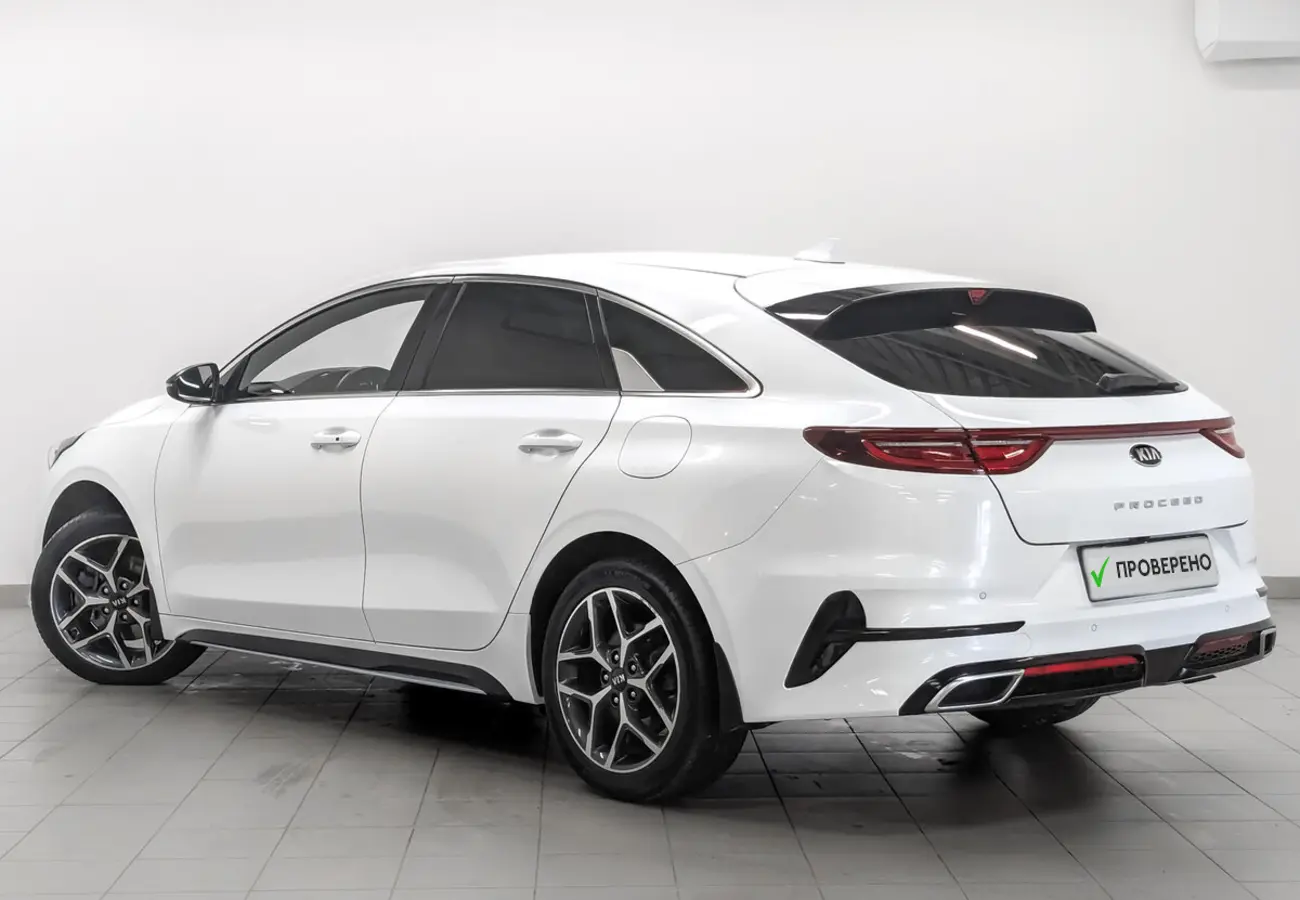 Kia Proceed