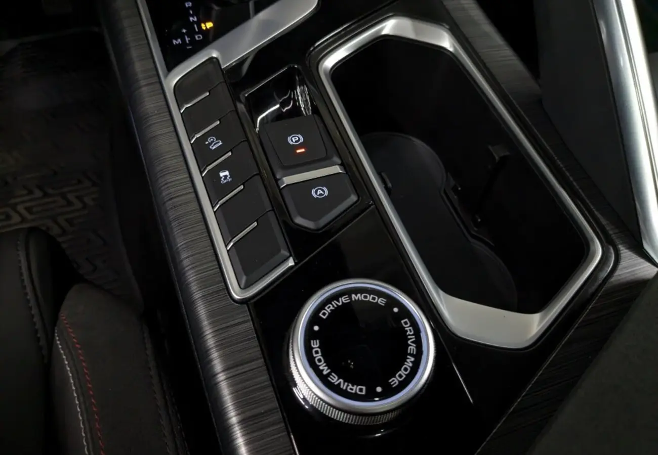 Geely Tugella