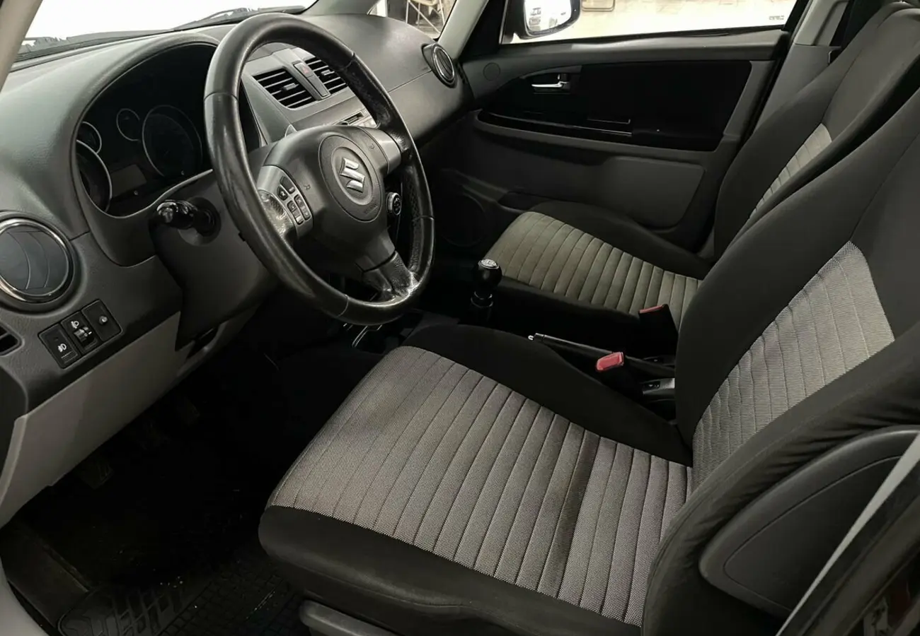 Suzuki SX4