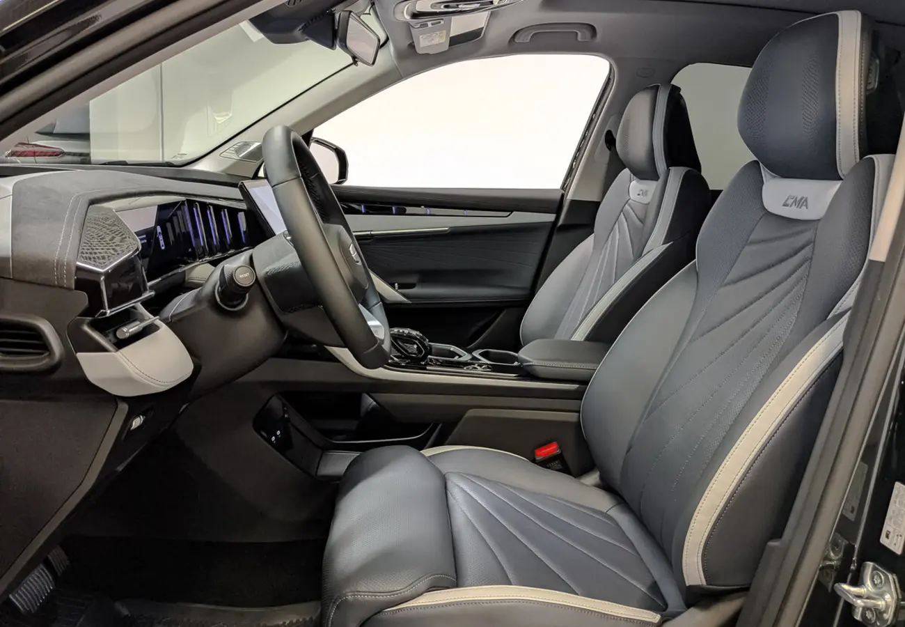 Geely Atlas