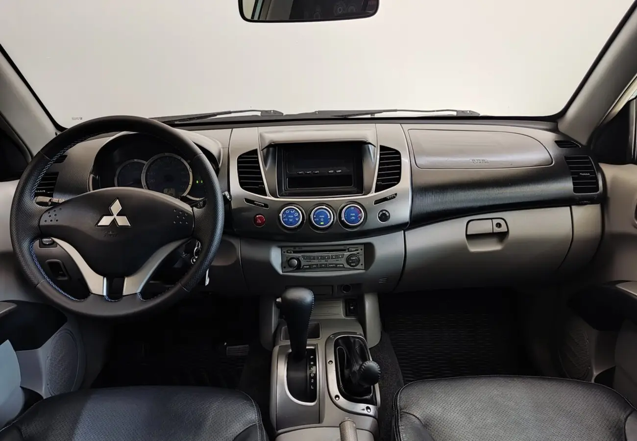 Mitsubishi L200