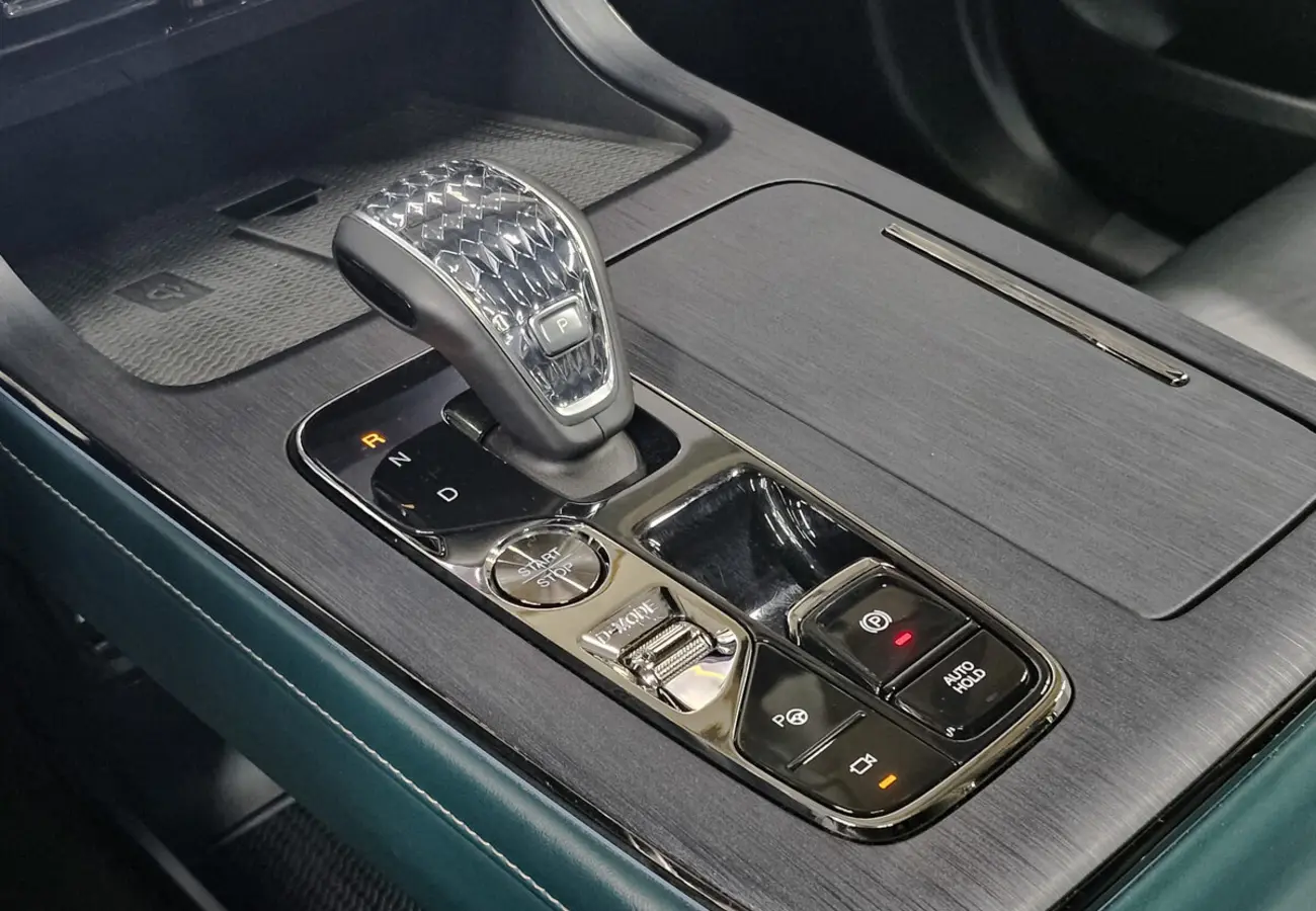 GAC GS8