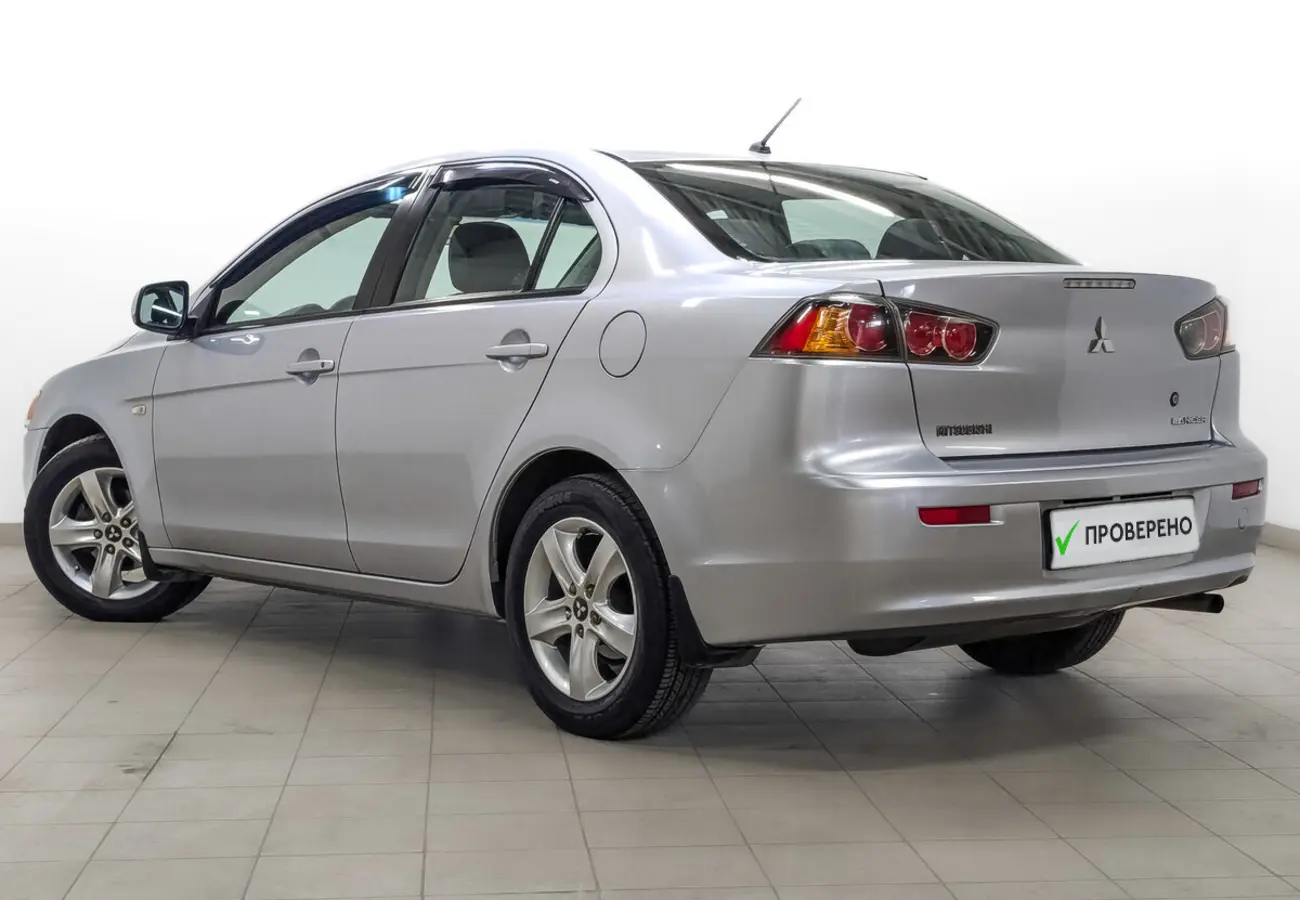 Mitsubishi Lancer