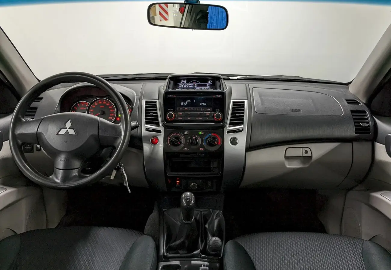 Mitsubishi Pajero Sport