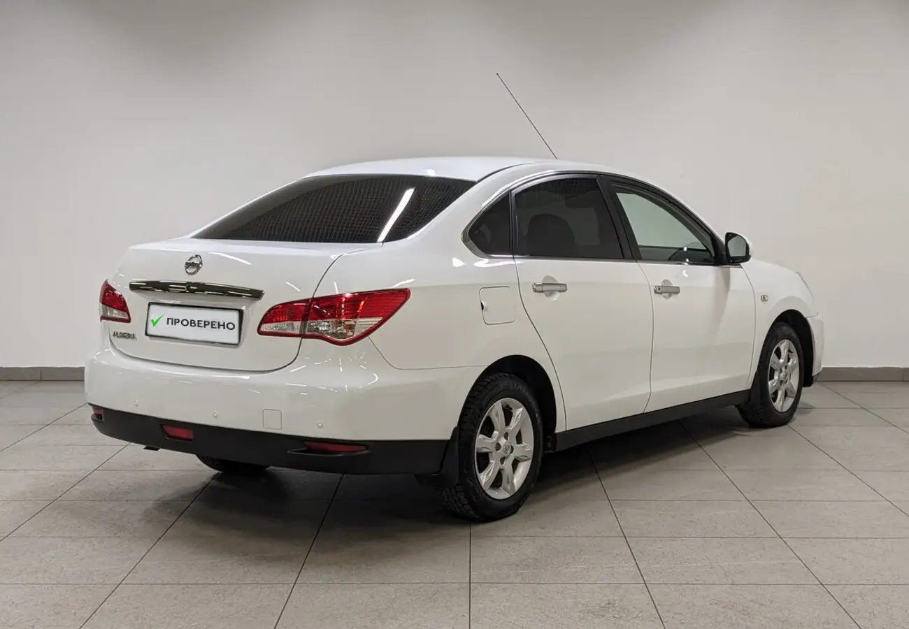 Nissan Almera
