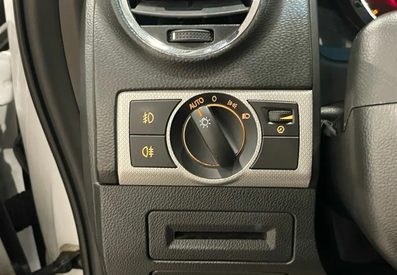 Opel Antara