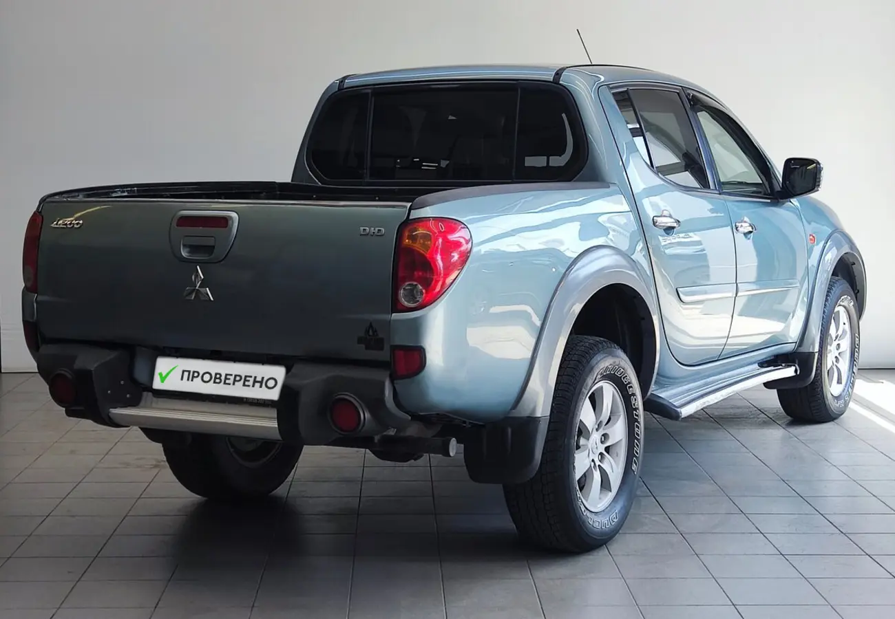 Mitsubishi L200
