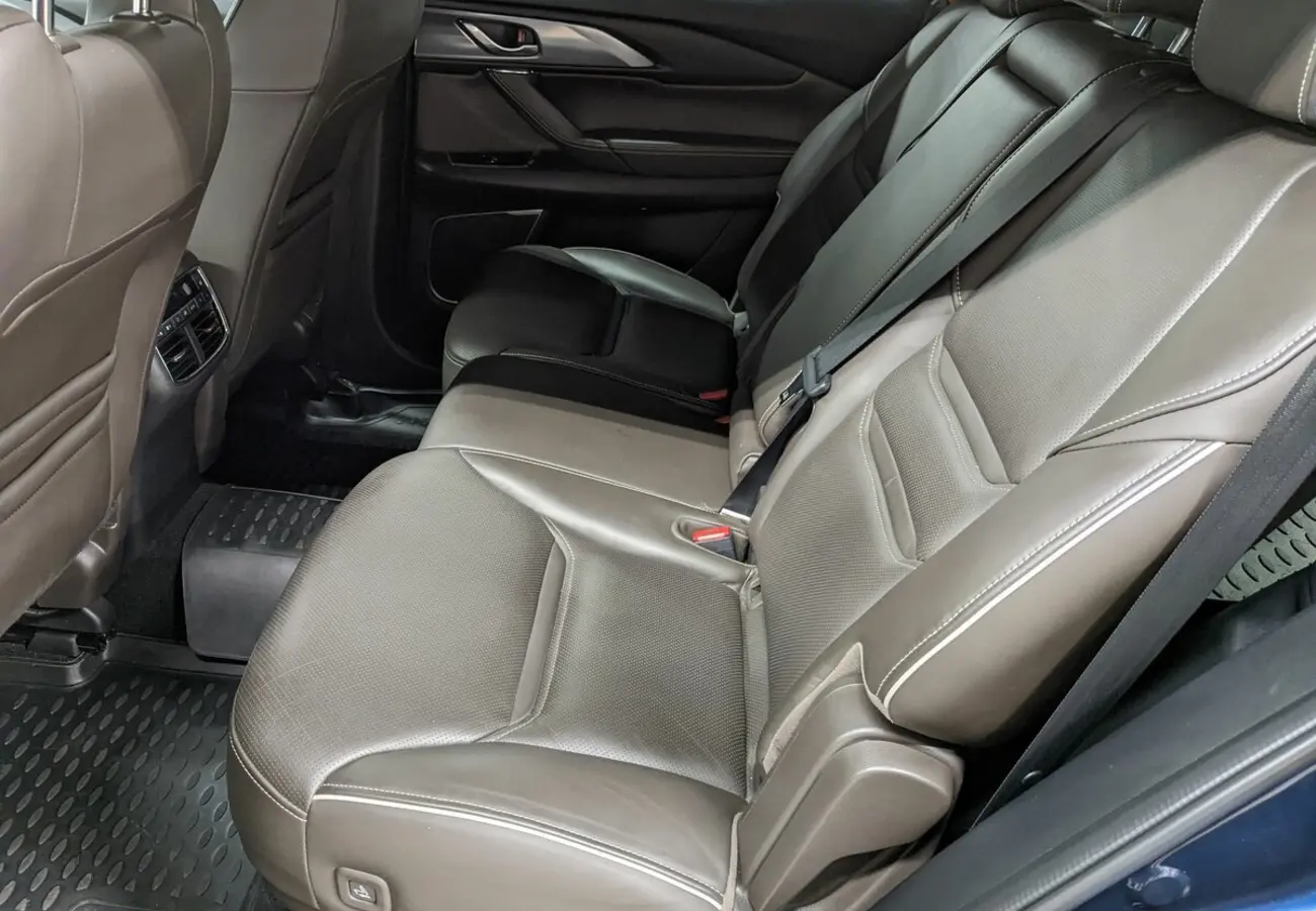 Mazda CX-9