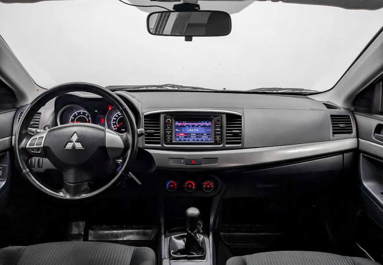 Mitsubishi Lancer