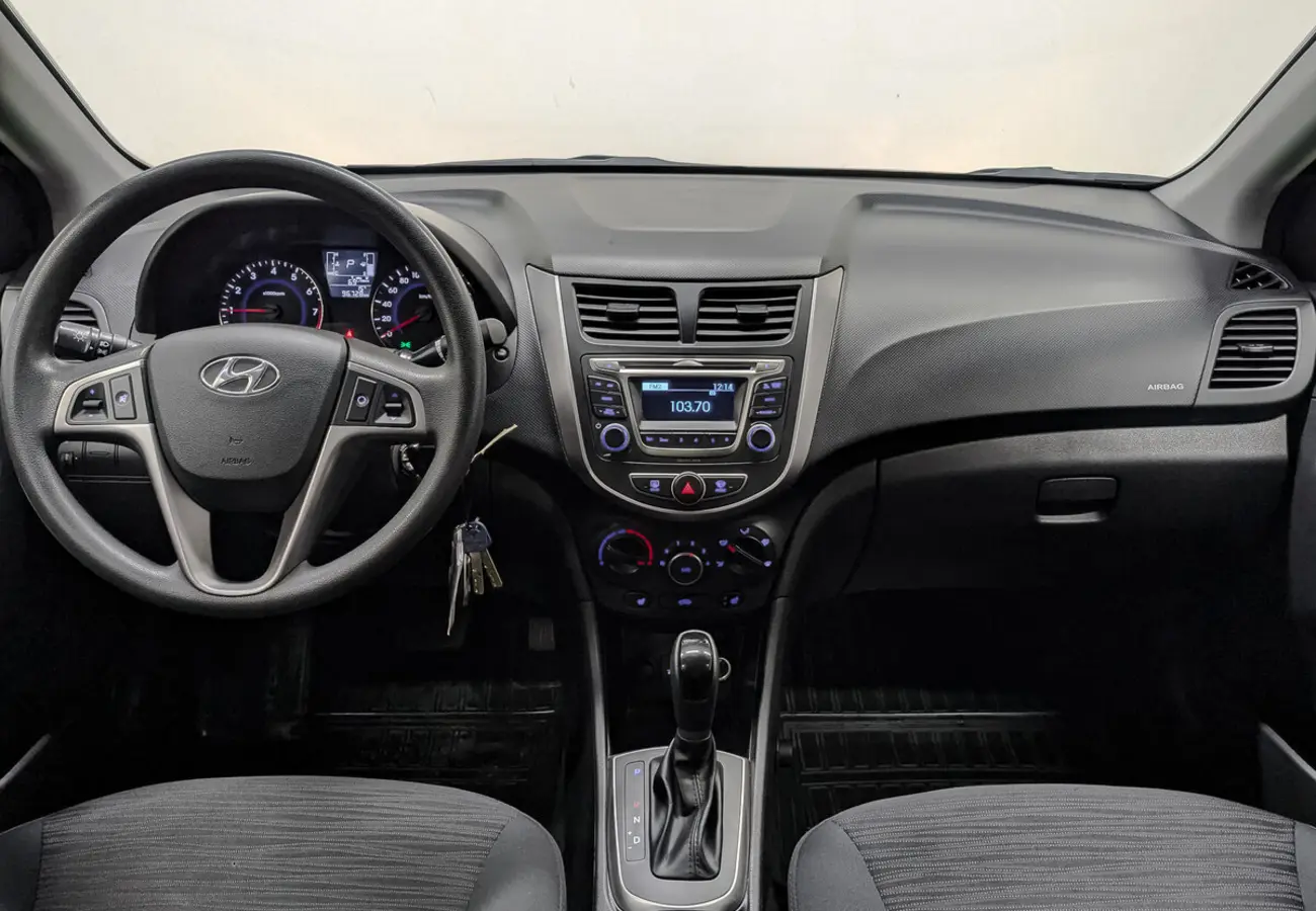 Hyundai Solaris