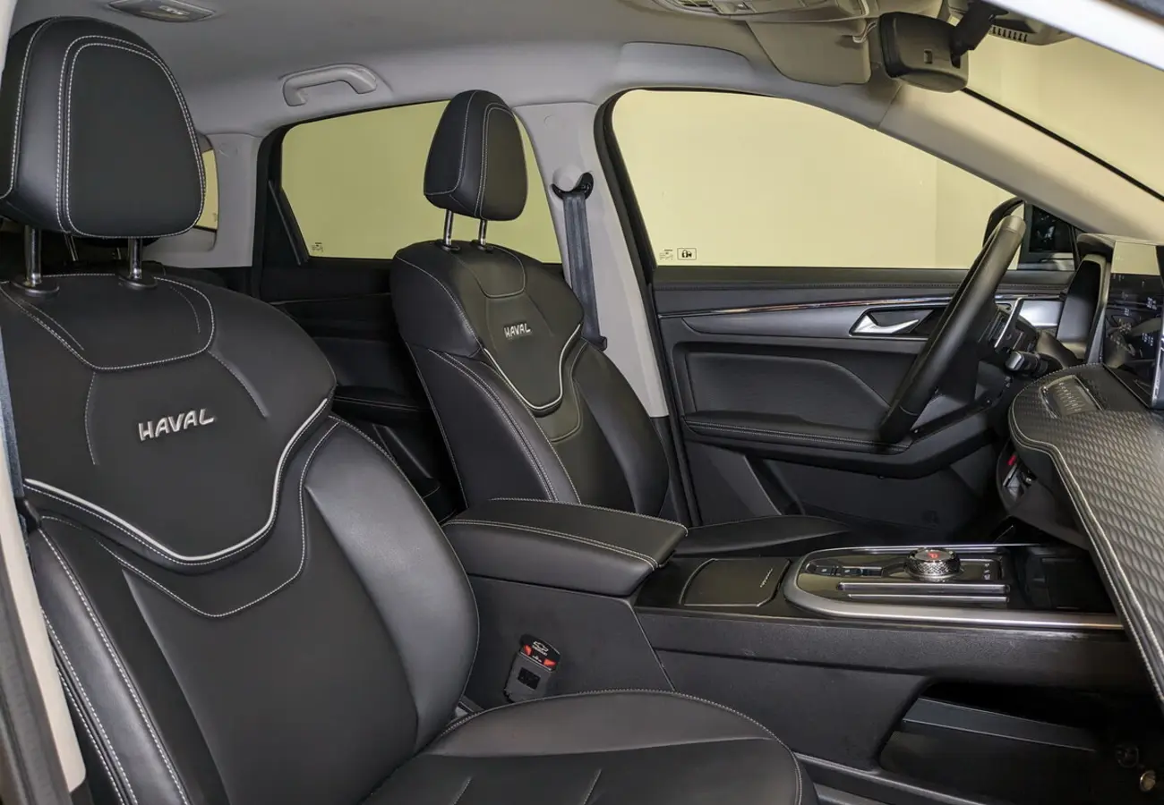 Haval Jolion