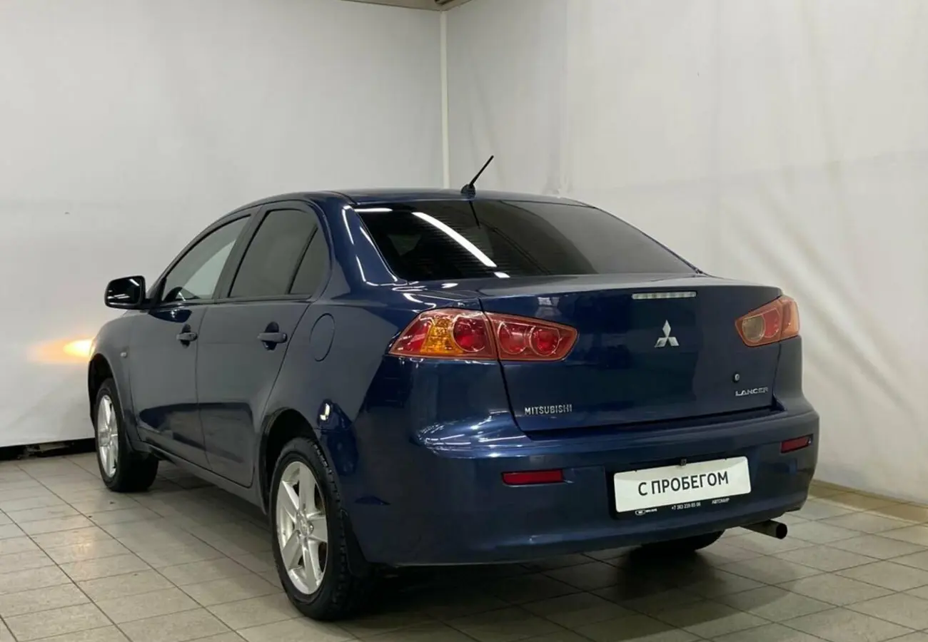 Mitsubishi Lancer