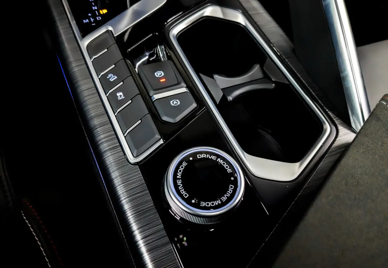 Geely Tugella