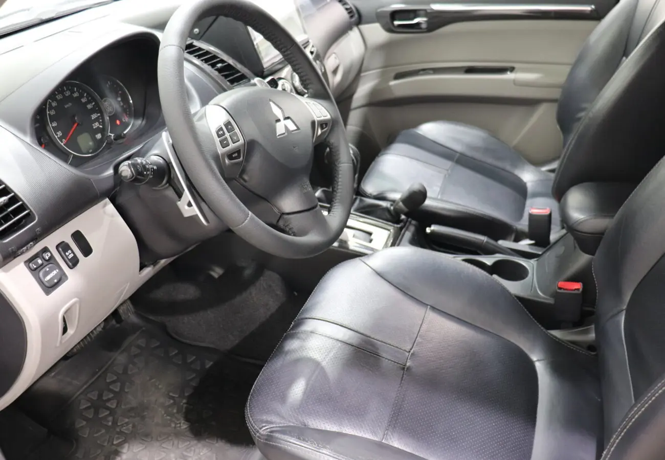 Mitsubishi Pajero Sport