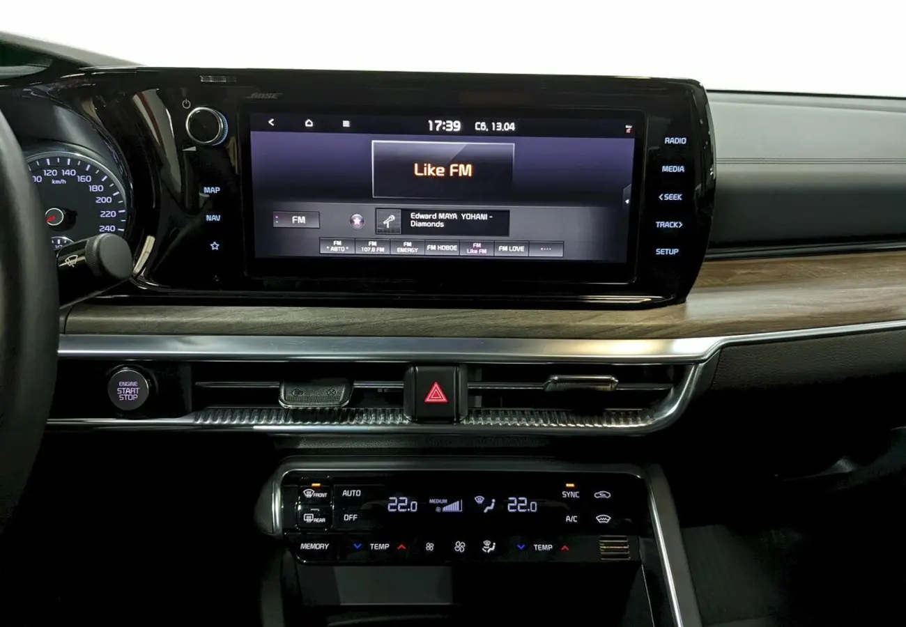 Kia K5