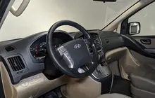 Hyundai H-1