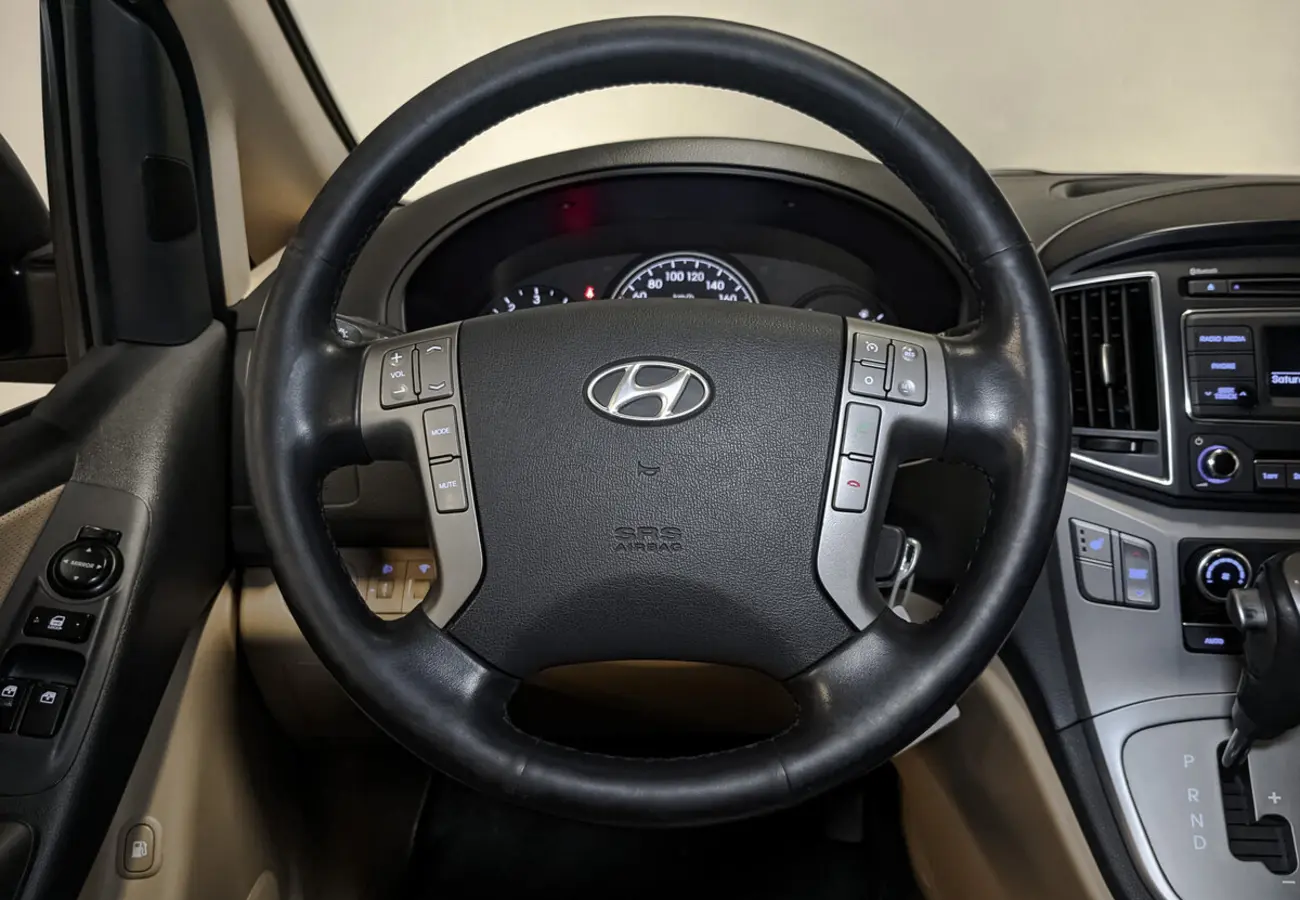 Hyundai H-1