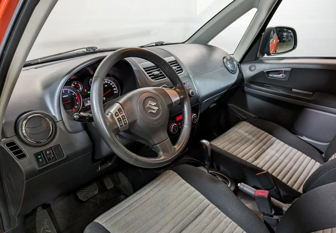 Suzuki SX4