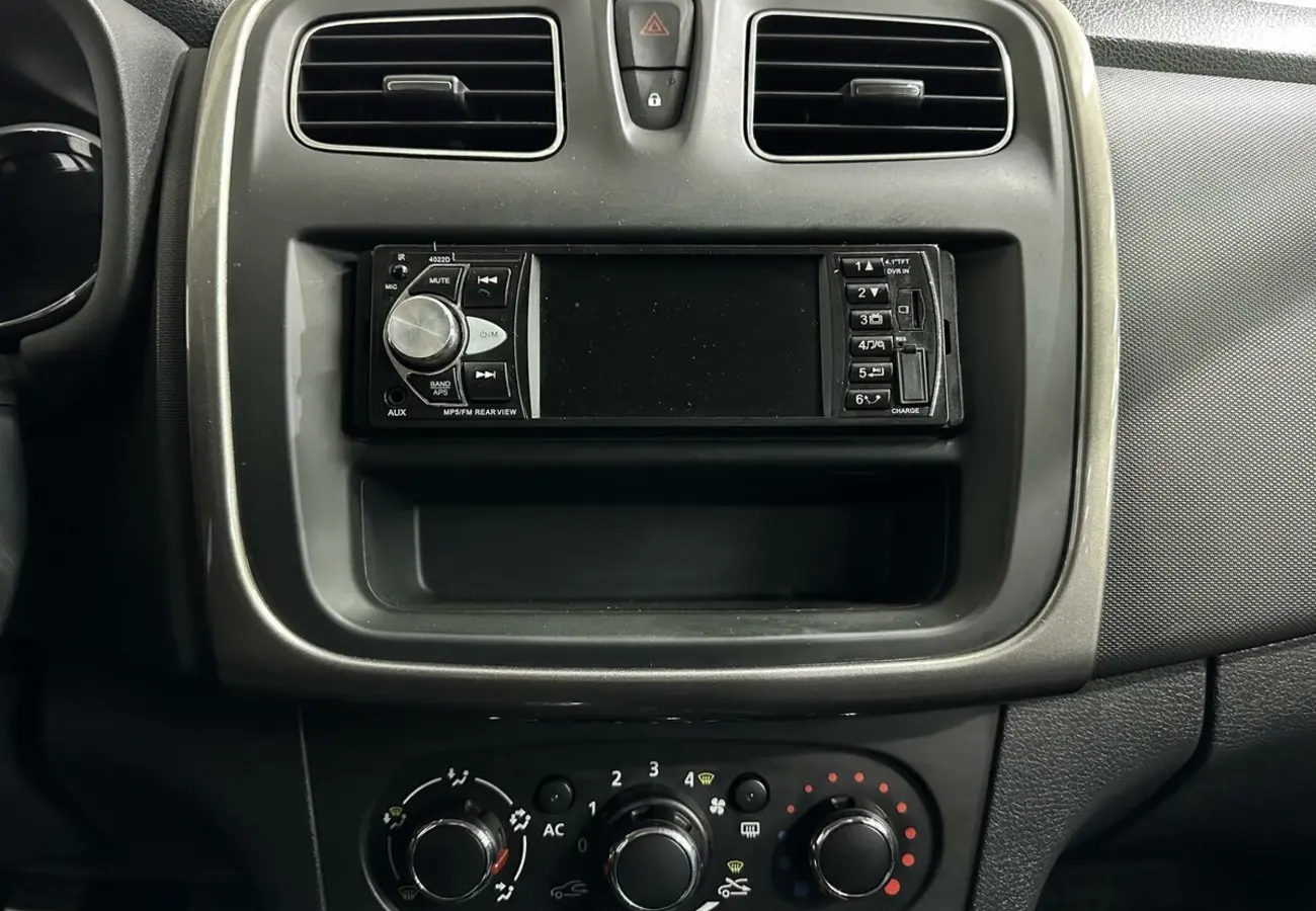 Renault Logan