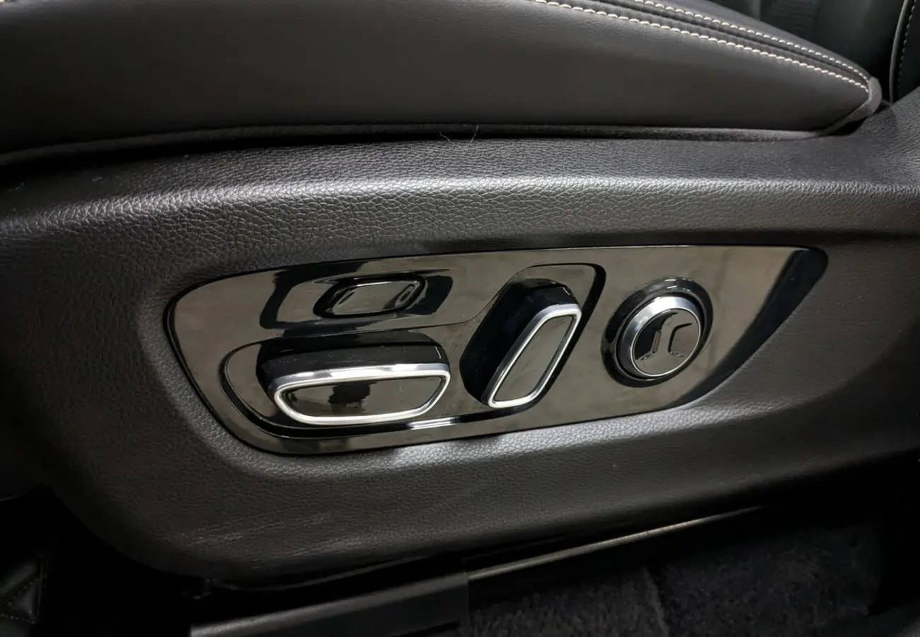 GAC GS8