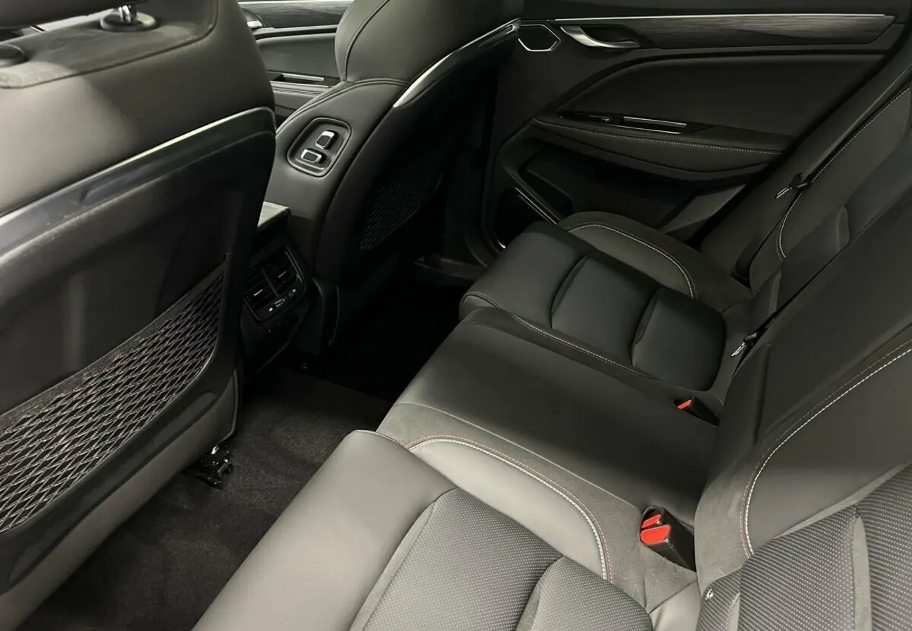 Geely Tugella