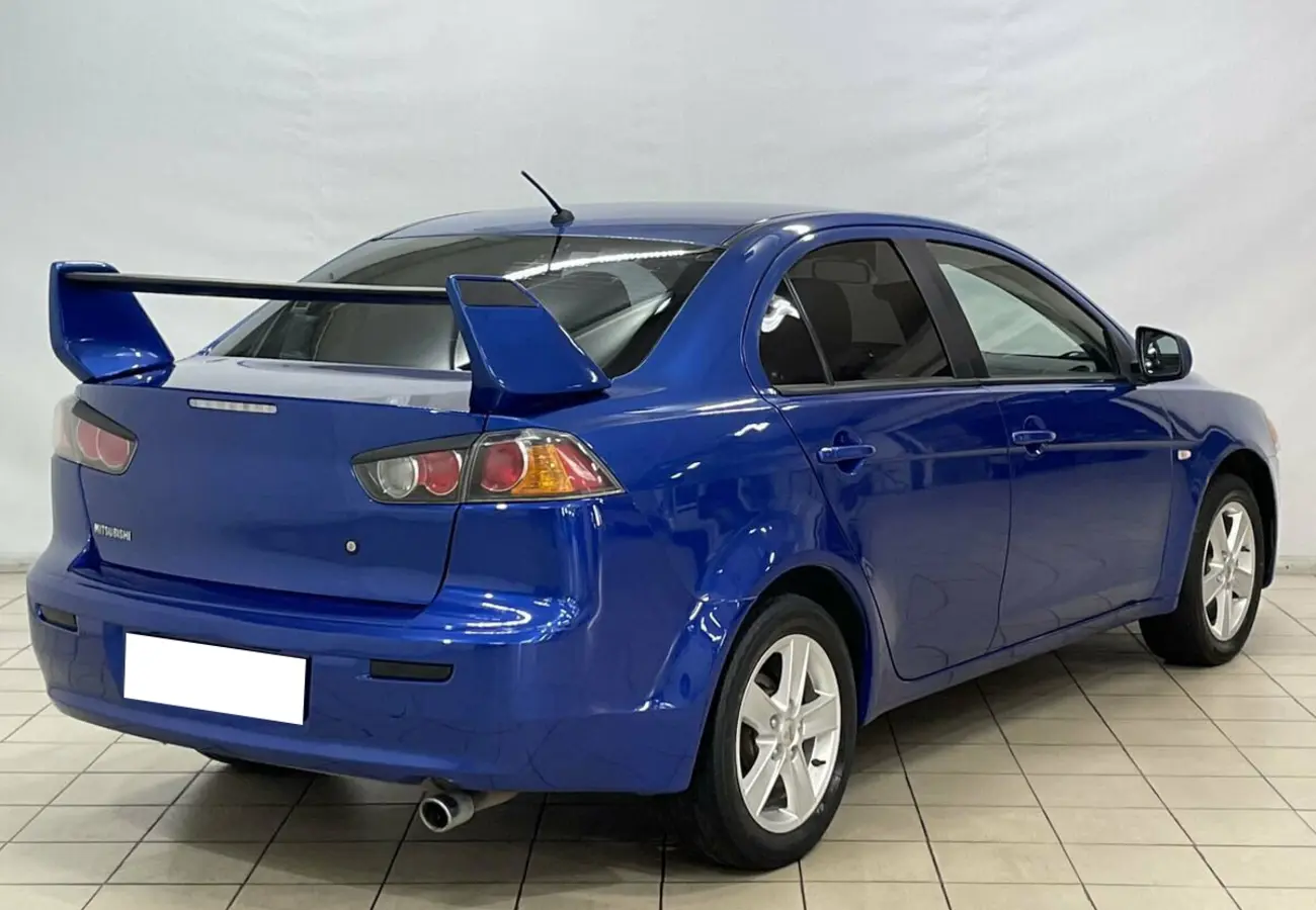 Mitsubishi Lancer