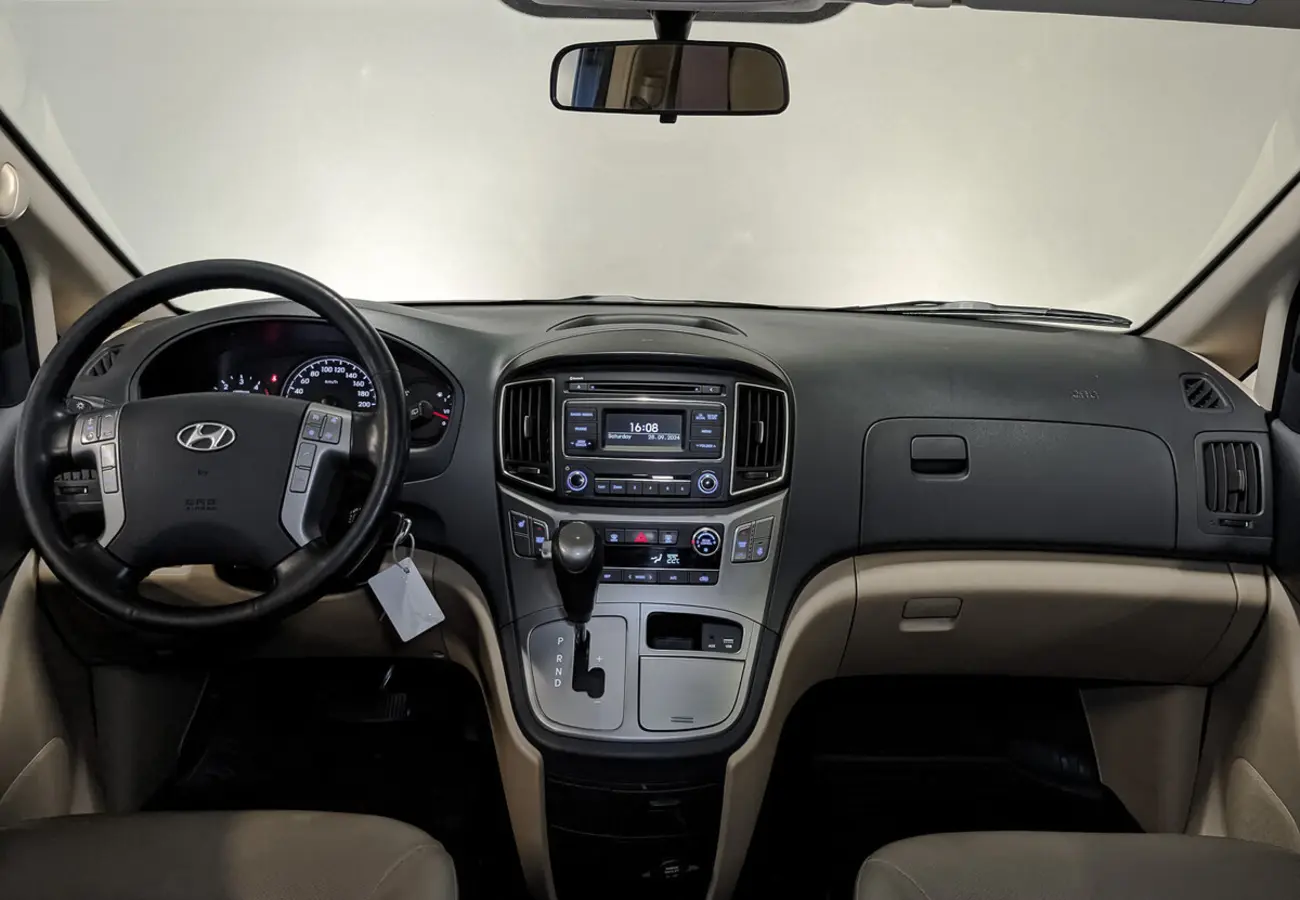 Hyundai H-1