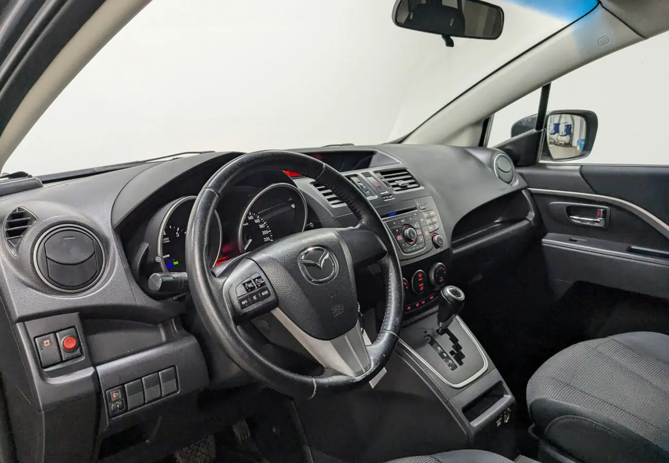 Mazda 5