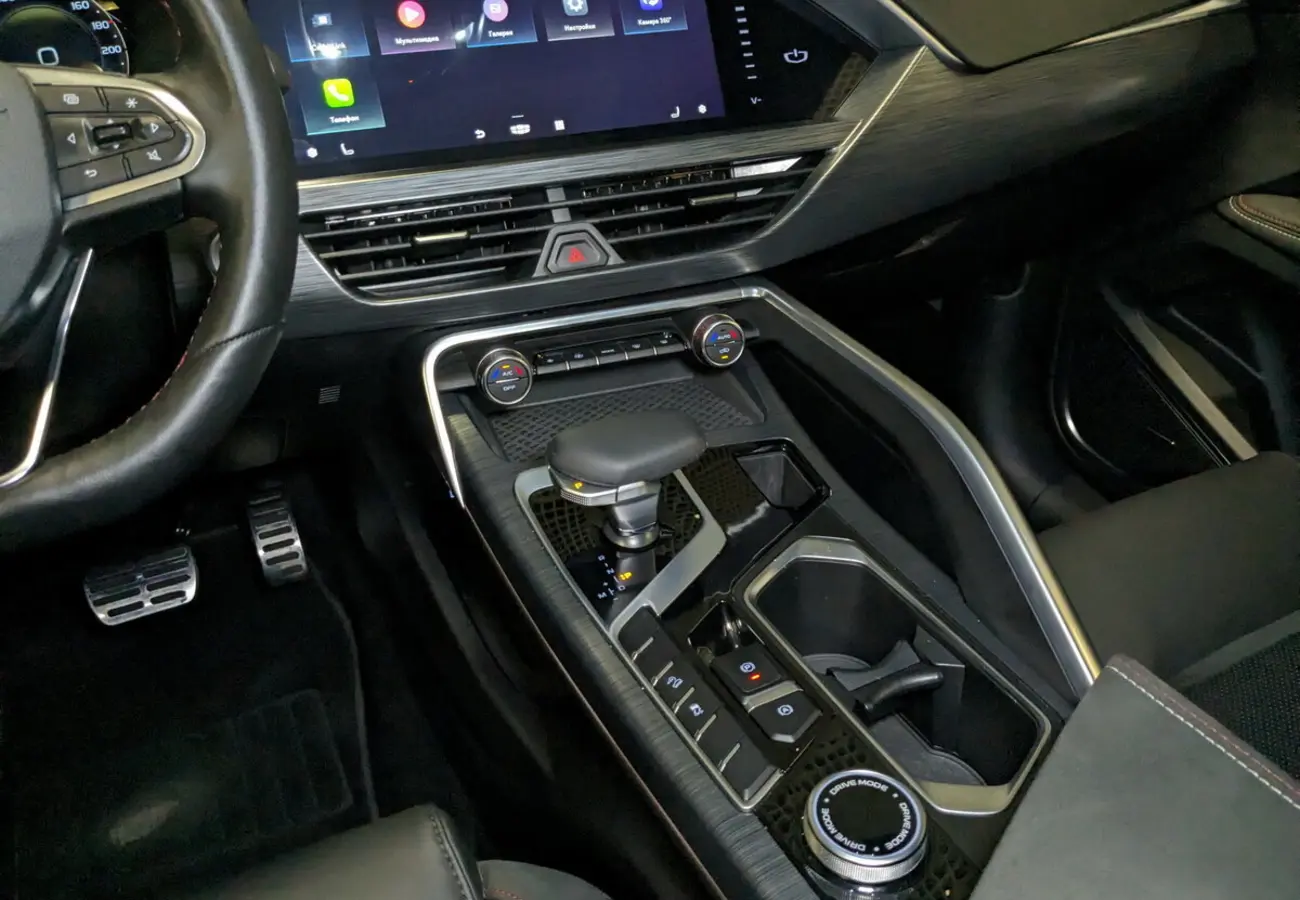 Geely Tugella