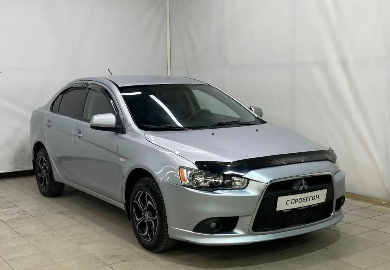 Mitsubishi Lancer